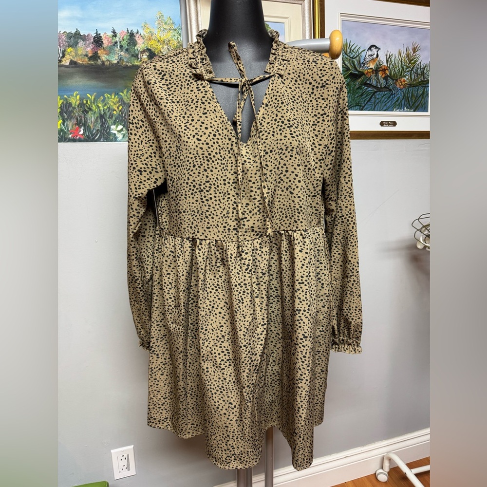SHEIN Beige Leopard Print Long Sleeve Tiered Dress . Oversized